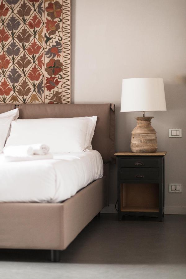 Charming Penthouse In Piazza Venezia With Terrace Apartment โรม ภายนอก รูปภาพ