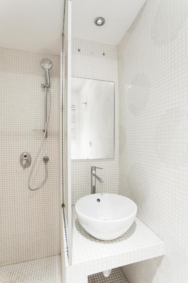 Charming Penthouse In Piazza Venezia With Terrace Apartment โรม ภายนอก รูปภาพ