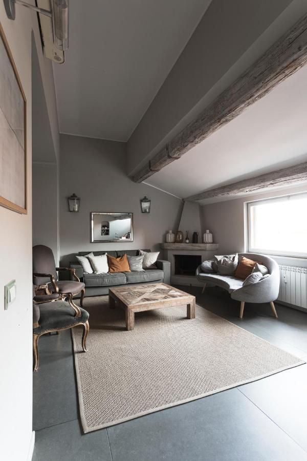 Charming Penthouse In Piazza Venezia With Terrace Apartment โรม ภายนอก รูปภาพ
